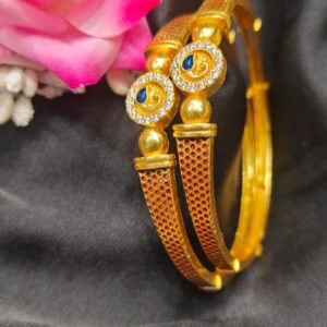 GOLD BANGLE